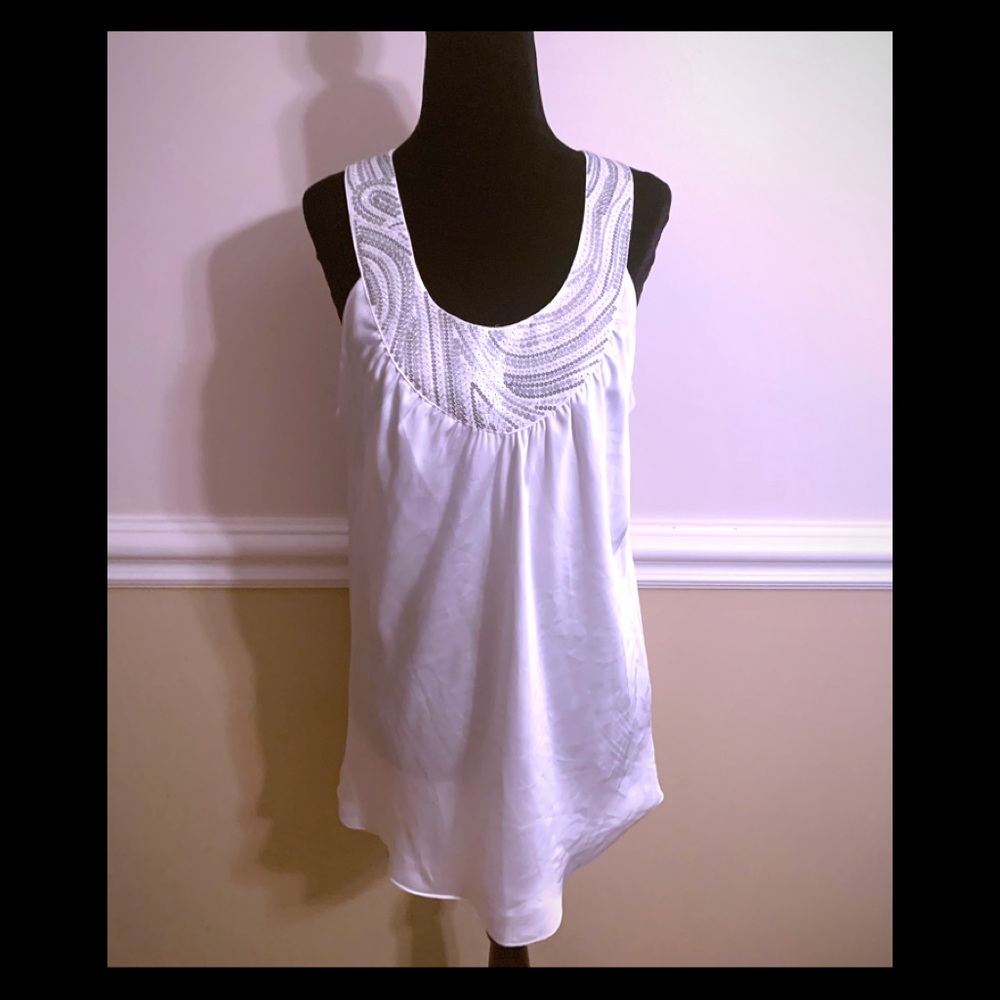 WHBM top-size large